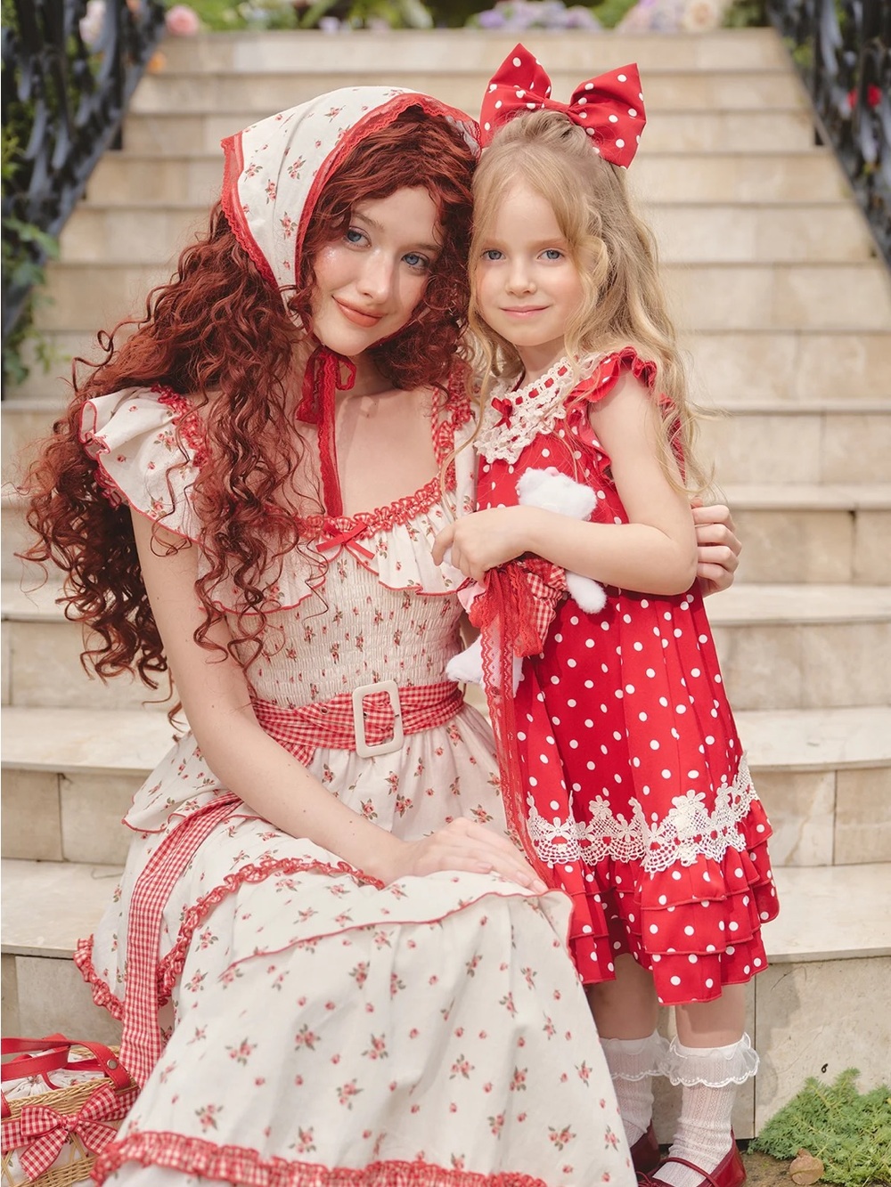 NEW LaceMade Red Hood Maiden Dress Size S - Picture 8 of 13
